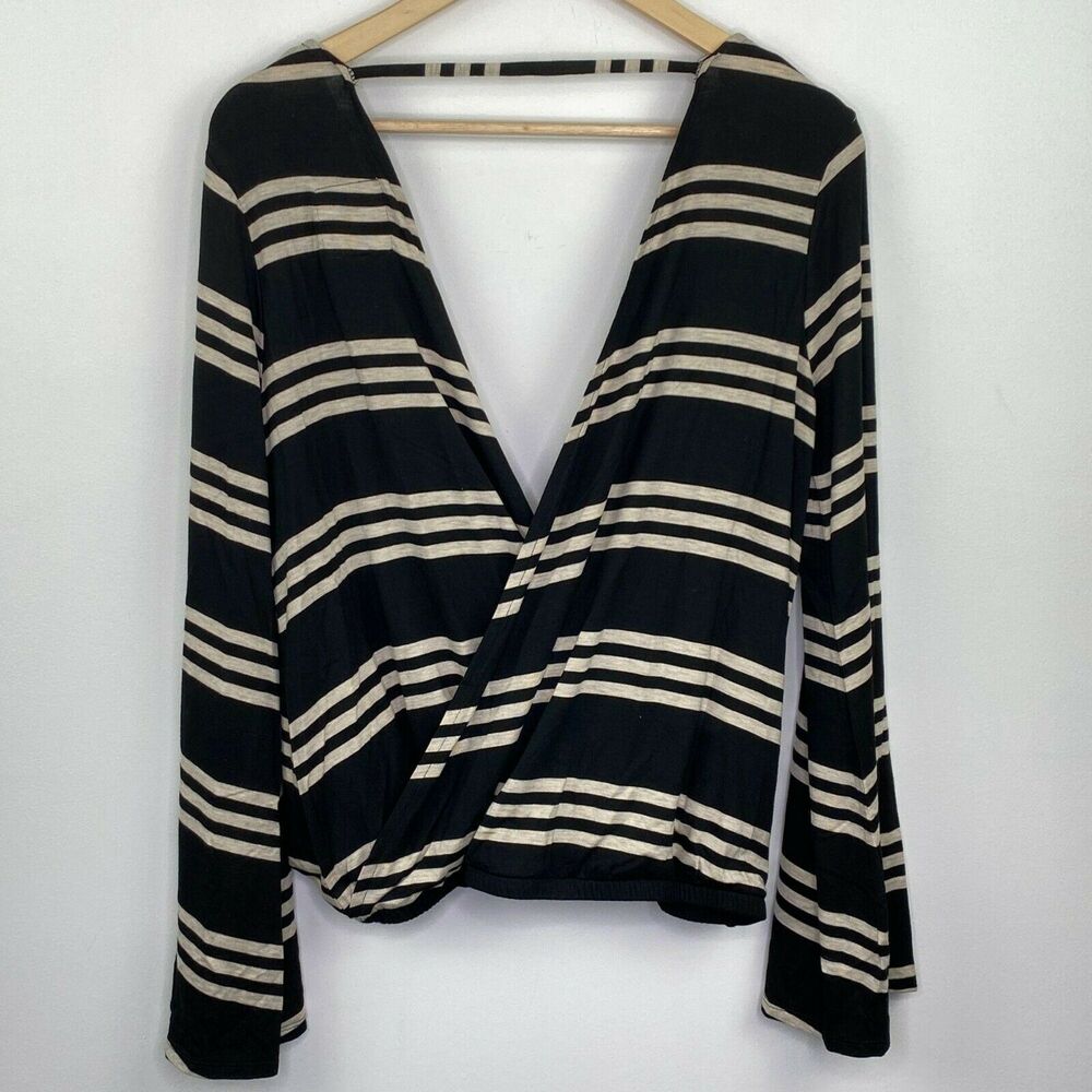 Chaser Womens Black Striped V Neck Bell Sleeve Top Women Sz M Y2K‎ Edgy Festival - Picture 8 of 8